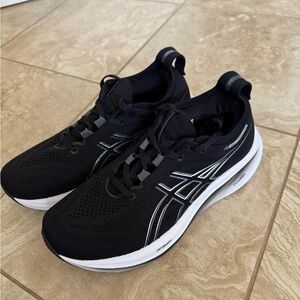 Asics Gel Nimbus 26 Running Shoes in Black White